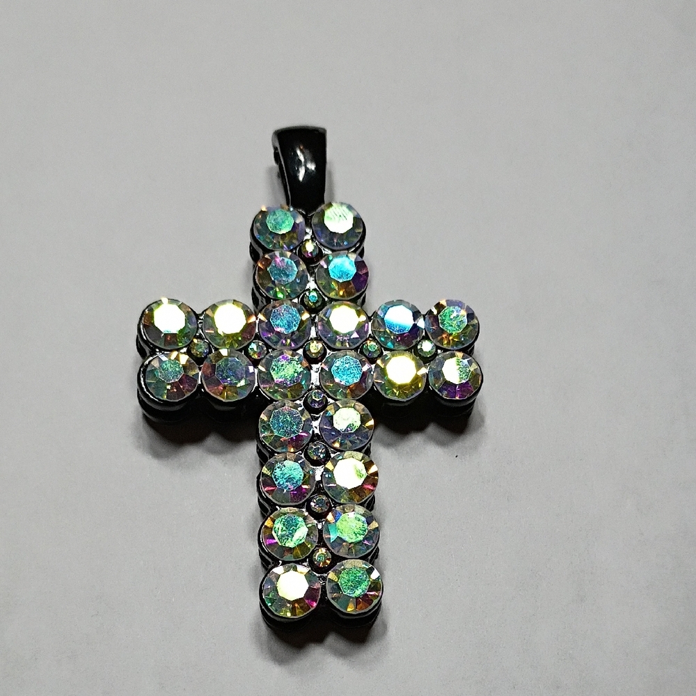 Fashionable Black Cross Pendant With Rhinestone Accents And Magnetic Clasp